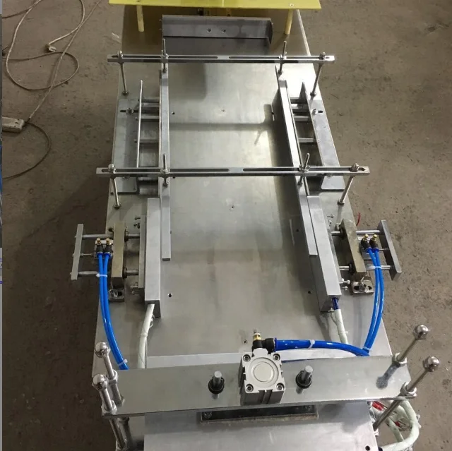 Automatic Small Cellophane Wrapping Machine for Perfume Boxes Food Gifts Efficient Overwrapping Packaging Solution