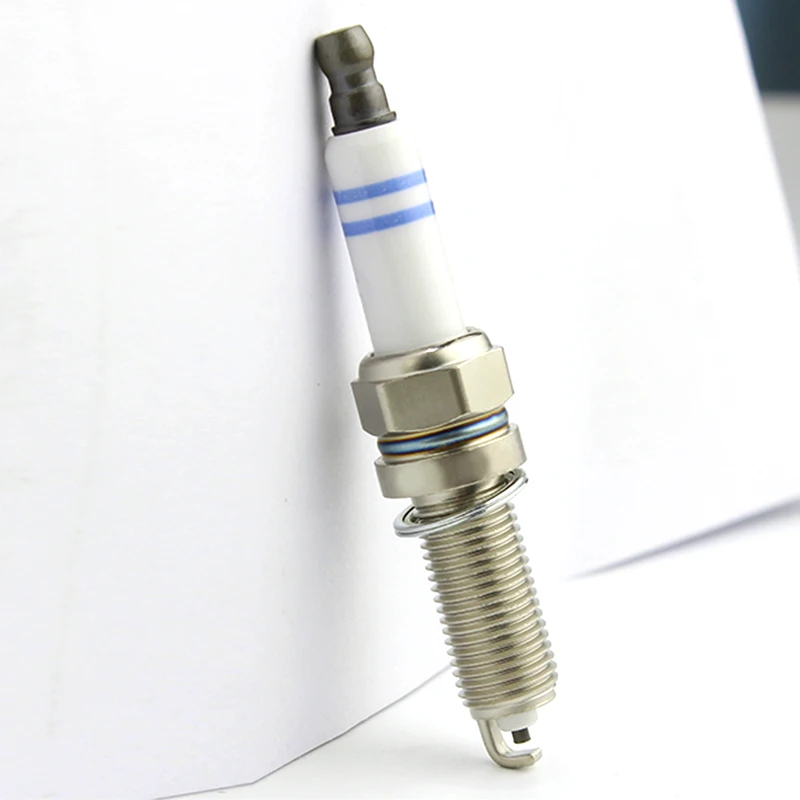 High Performance Auto Engine System Spark Plug 0242135527