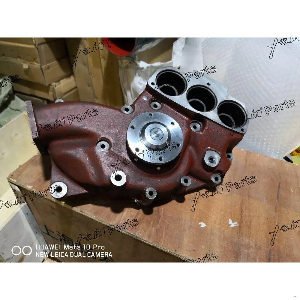 High Quality Manufactory Diesel Engine P222lE Water Pump for Doosan