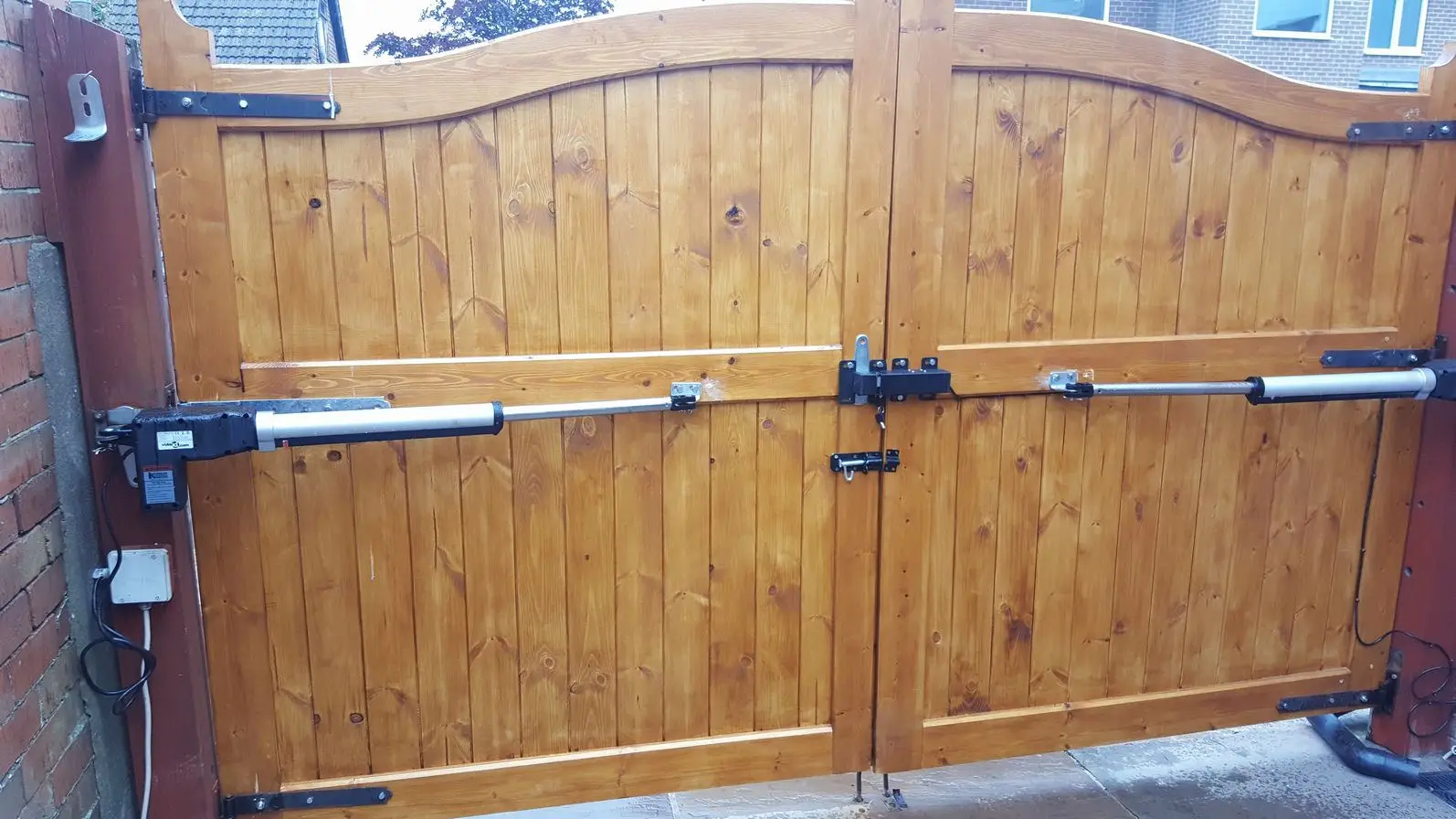 Automatic Electric Main Gate Lock For Swing Gates 1224v Buy Main