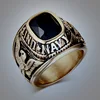 Anello con design aquila nero