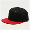 Negro con ala roja.