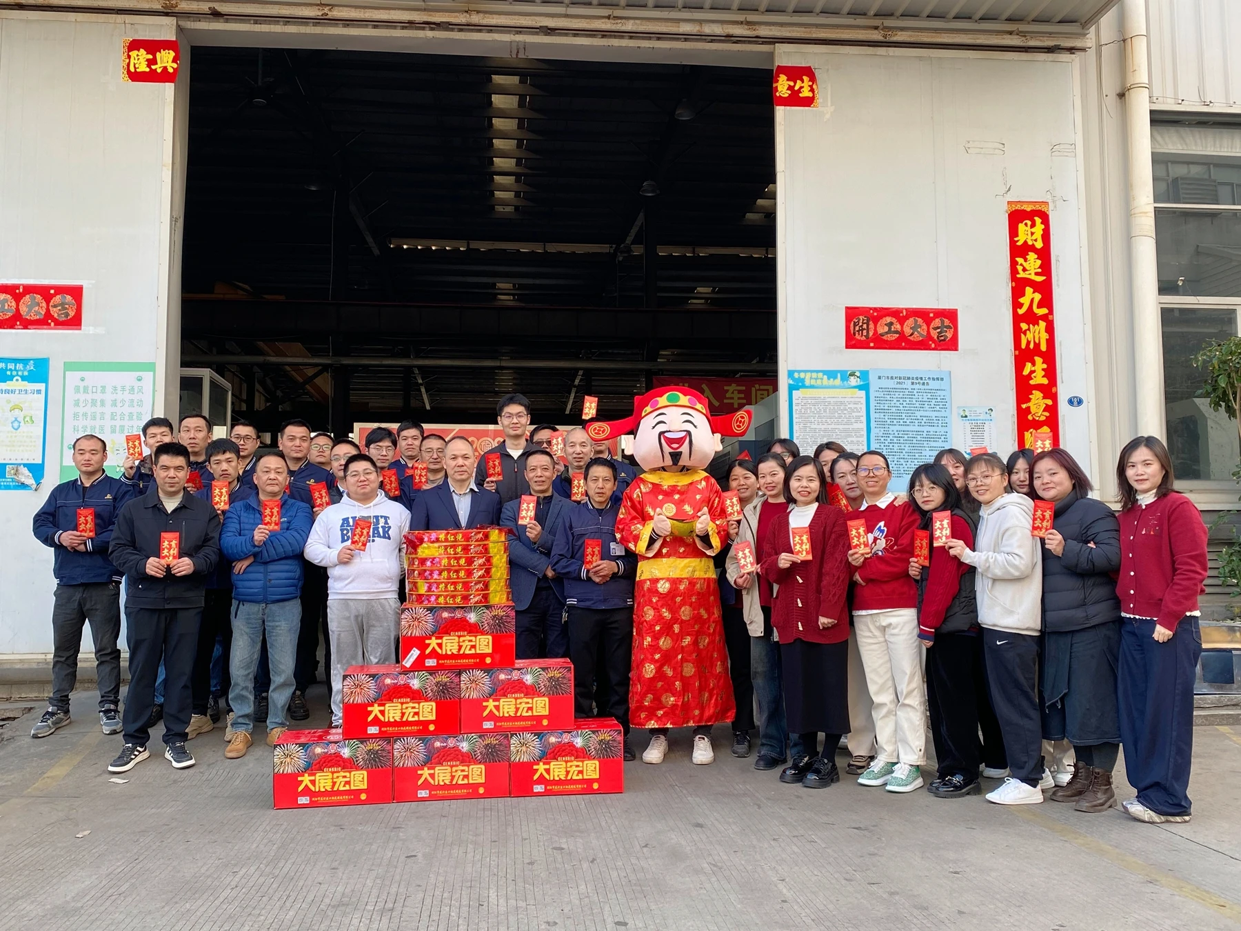 Całkowicie automatyczna maszyna odlewu niskiego ciśnienia z mosiądzu 125 kW 4