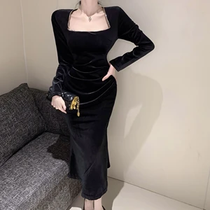 Women's Casual Long-Sleeve Square-Neck Gold Velvet Mermaid Dress - Calf-Length, Slimming Style for Daily & Party Wear