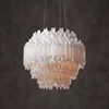 Corpo del lampadario: 31.5 "diam., 30 "H altezza minima: 36.25"
