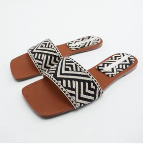 Customized Exquisite Casual Sandals Casual Stripe Strip Simple Retro Flat Bottom Beach Slipper