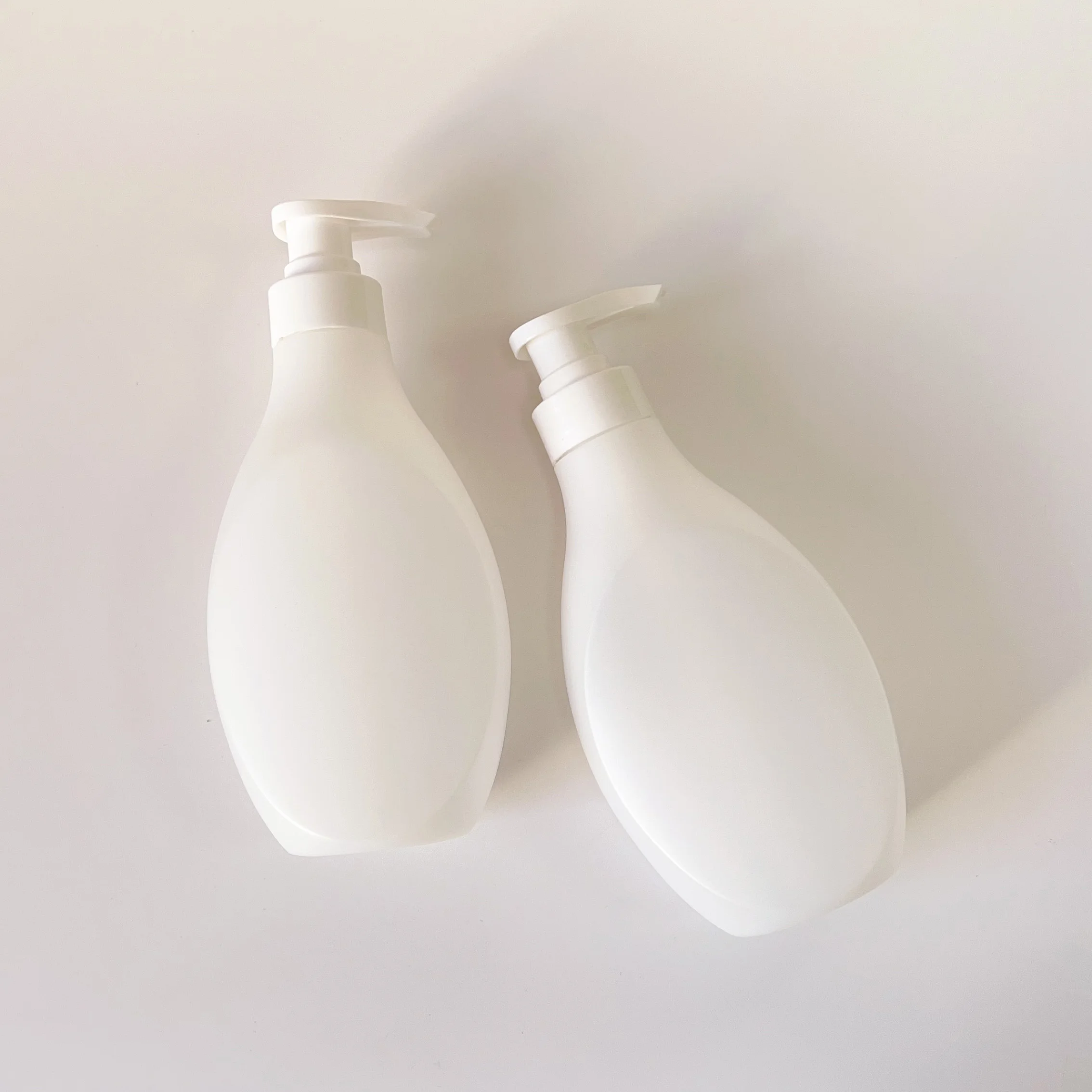 Factory Supply 500ML HDPE Travel Makeup Cosmetics Shampoo Cleanser Hand Lotion Plastic Bottle