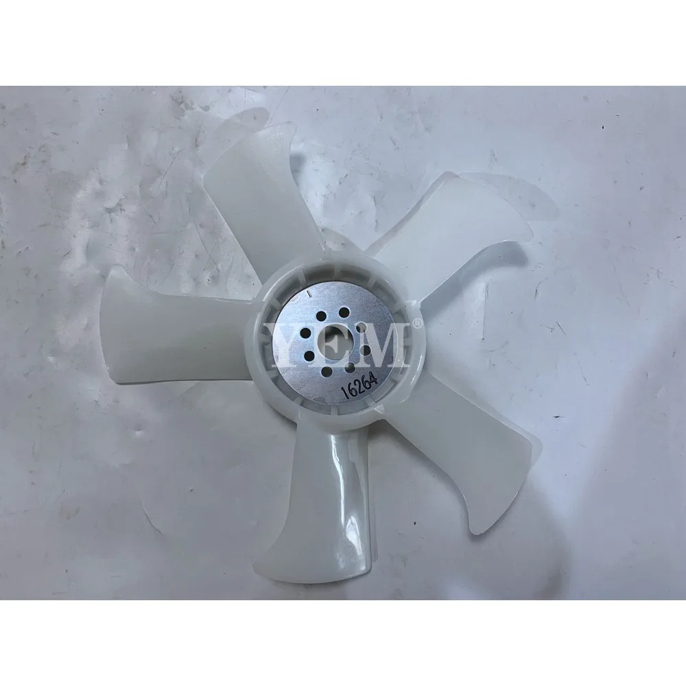 D1105 Cooling Fan 16264-74110 for Kubota Excavator Engine