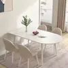 Mesa de comedor tipo península, tablero blanco crema.