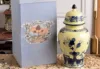 35cm With lid vase