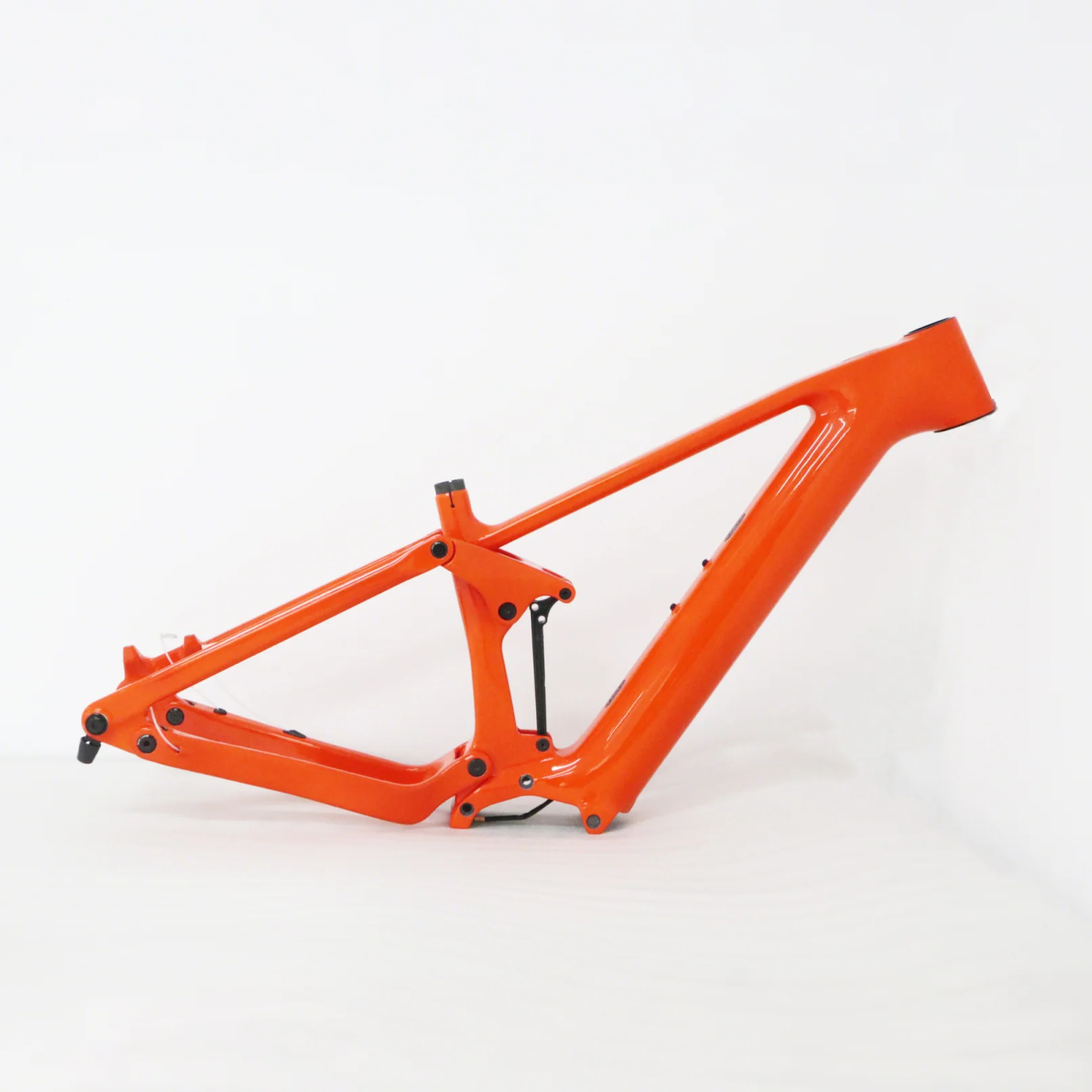4LEAF Montana M820 E-Bike: 29