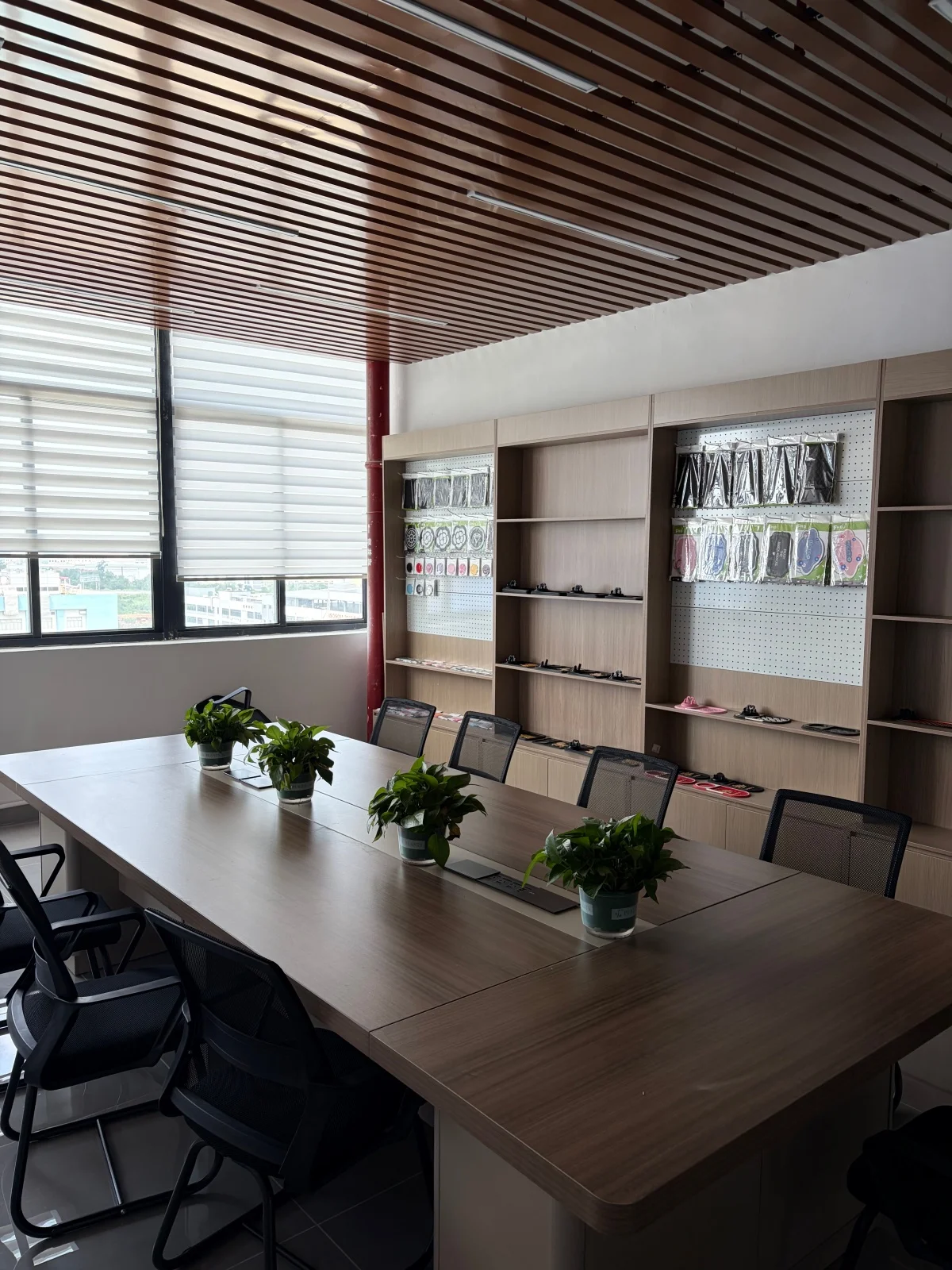 Yangjiang City Haihui Industry And Trade Co., Ltd.