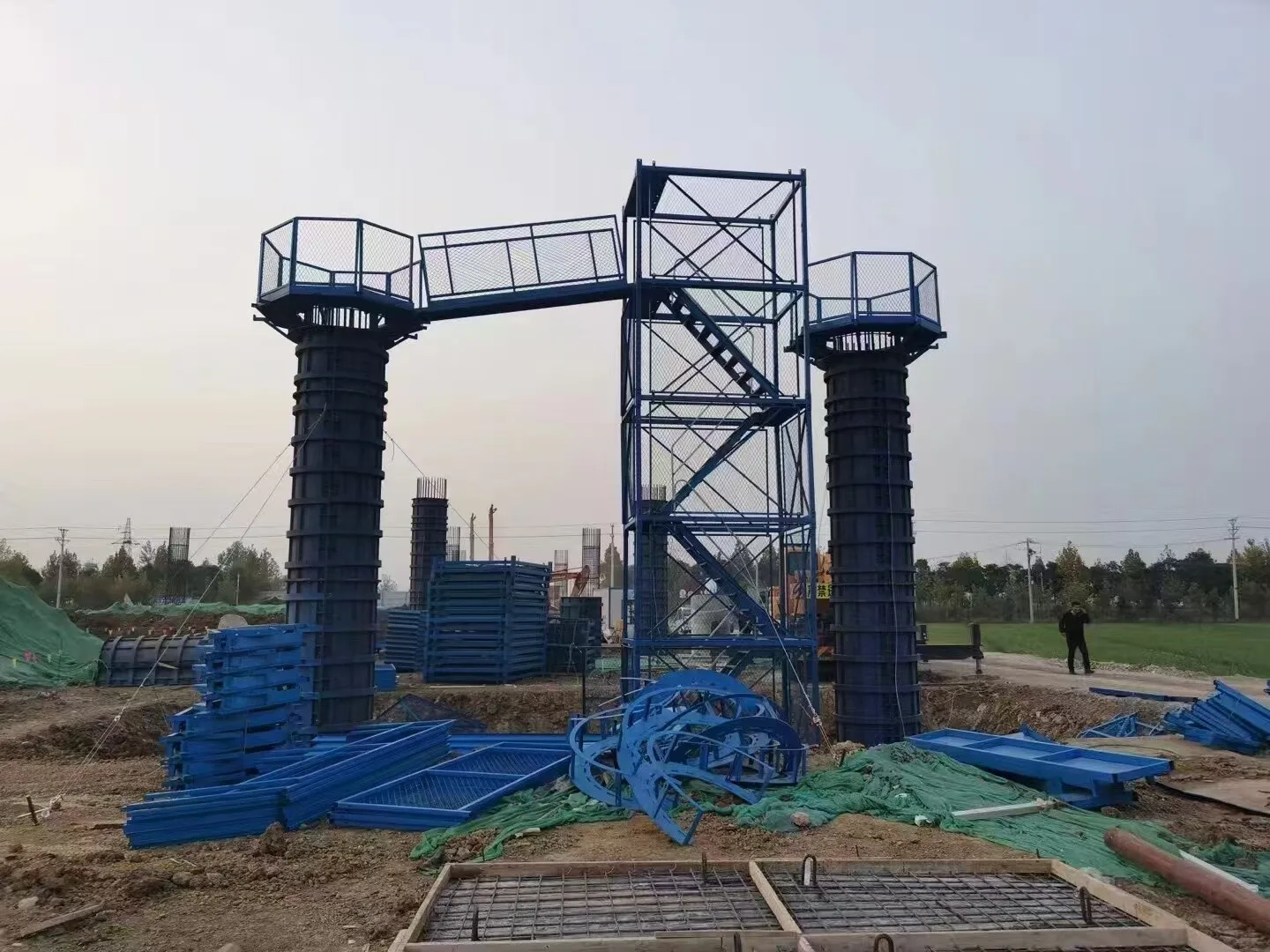 product scaffolding system safety protection climbing ladder cage for bridge construction-0