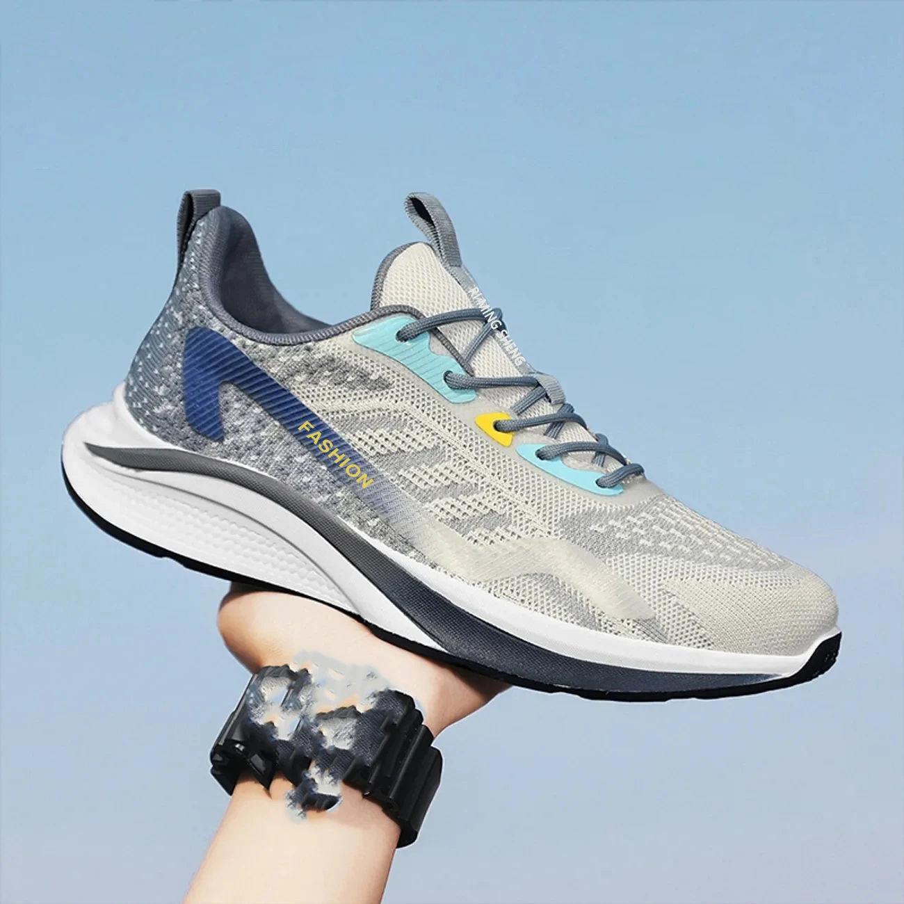 Men's summer breathable mesh surface casual men's shoes soft soled running shoes