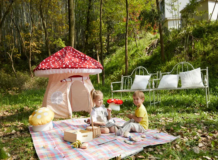 Mindware Champignon En forme de champignon Enfants Playhouse Tente Gnomes  Et Fée Jouer Fort - Pvc Et Tissu Matrial - Plus de 5 Pieds de Haut