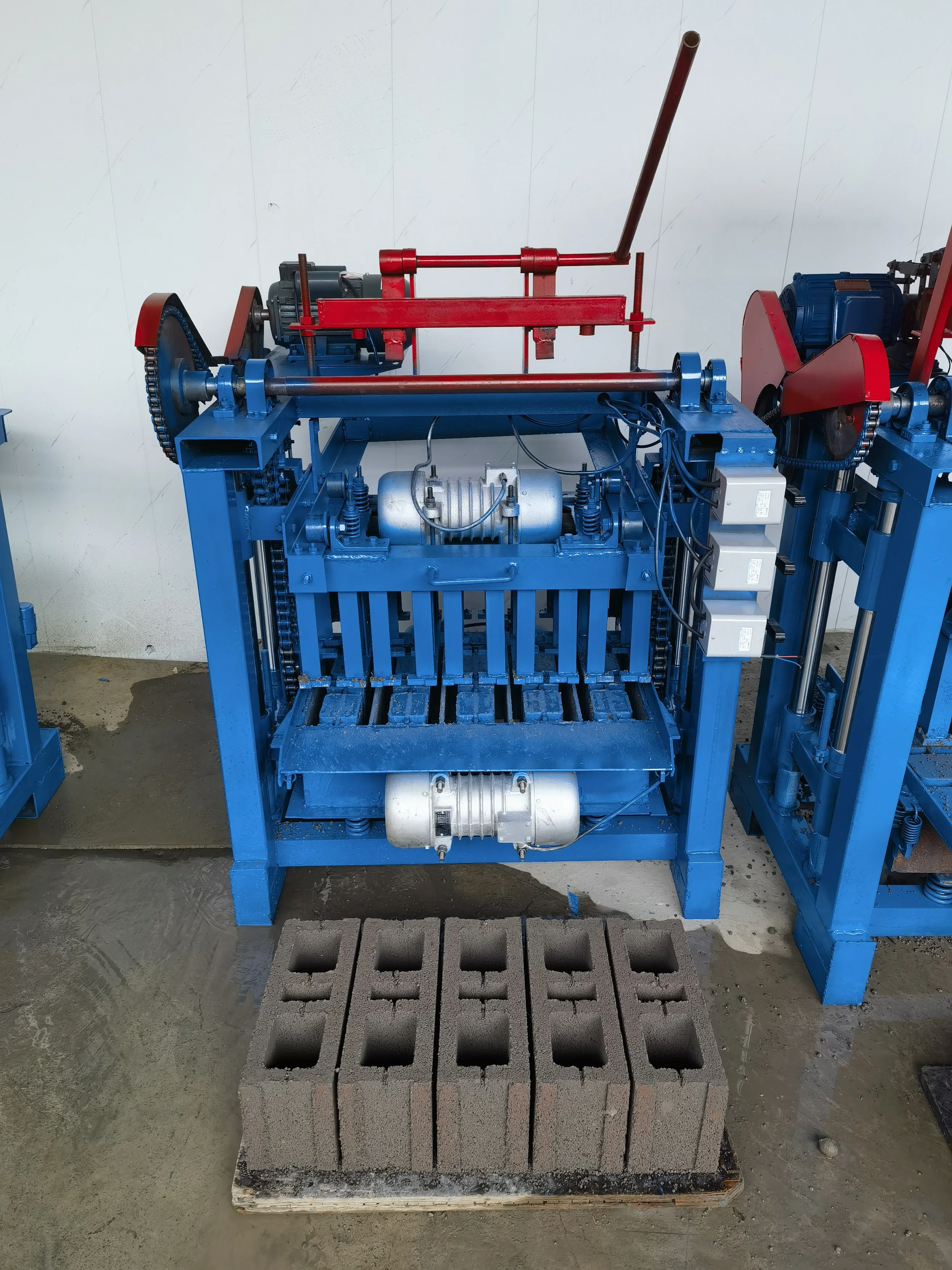 4-35A Semi-Automatic Brick Making Machine - Efficient & Reliable