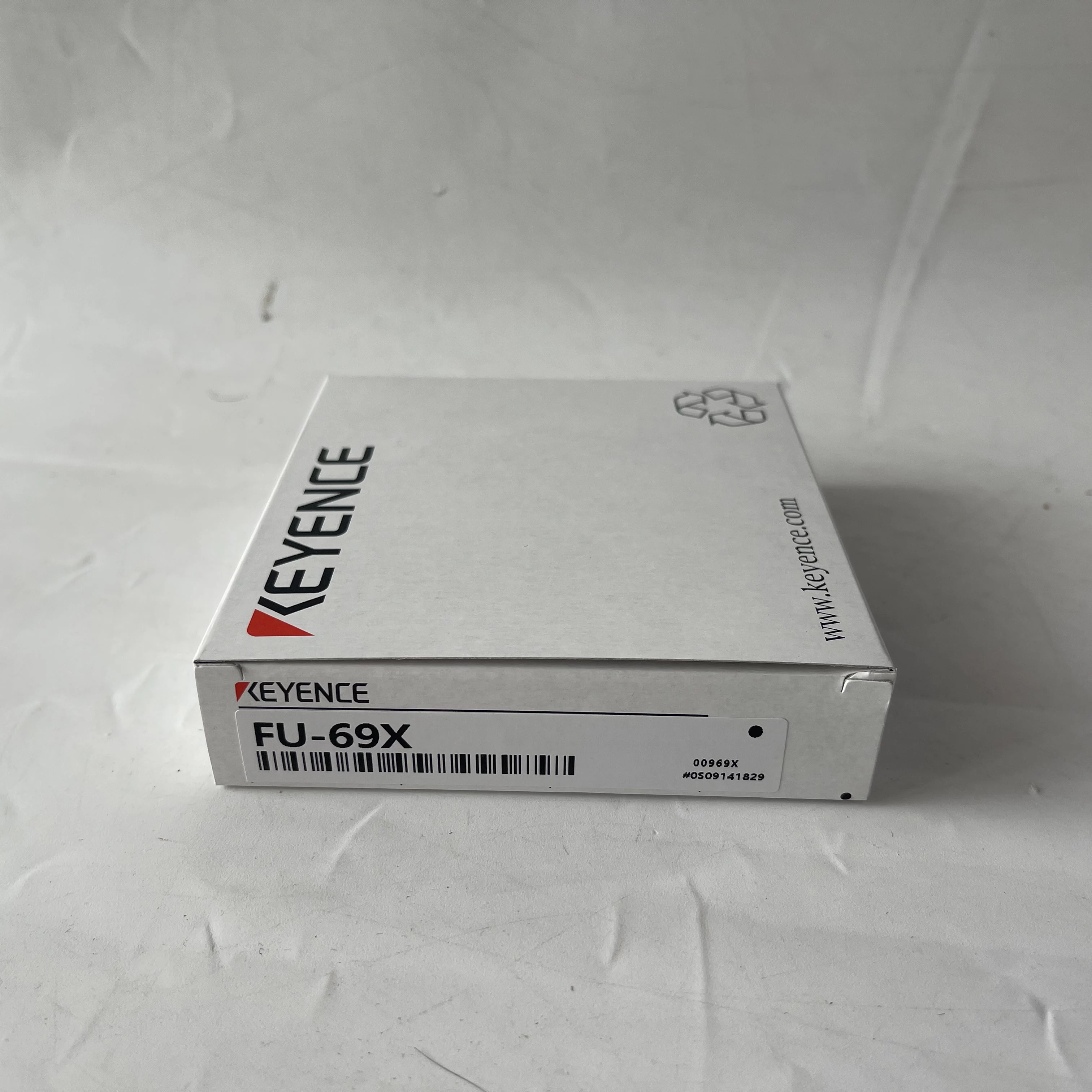 KEYENCE Fiber Optic Sensor FU-69X