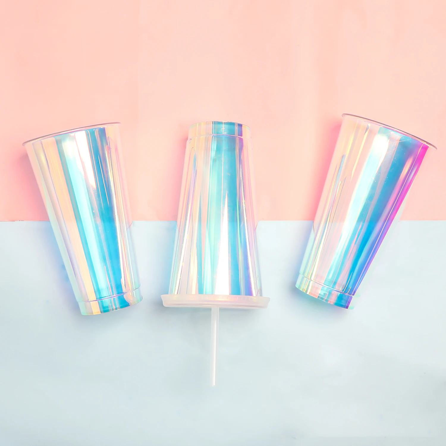 Wholesale Holographic Hologram Cup Reusable 24oz Plastic Tumbler Cold Cup with Lids and Straw