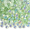 Lt.peridot Luminous opal