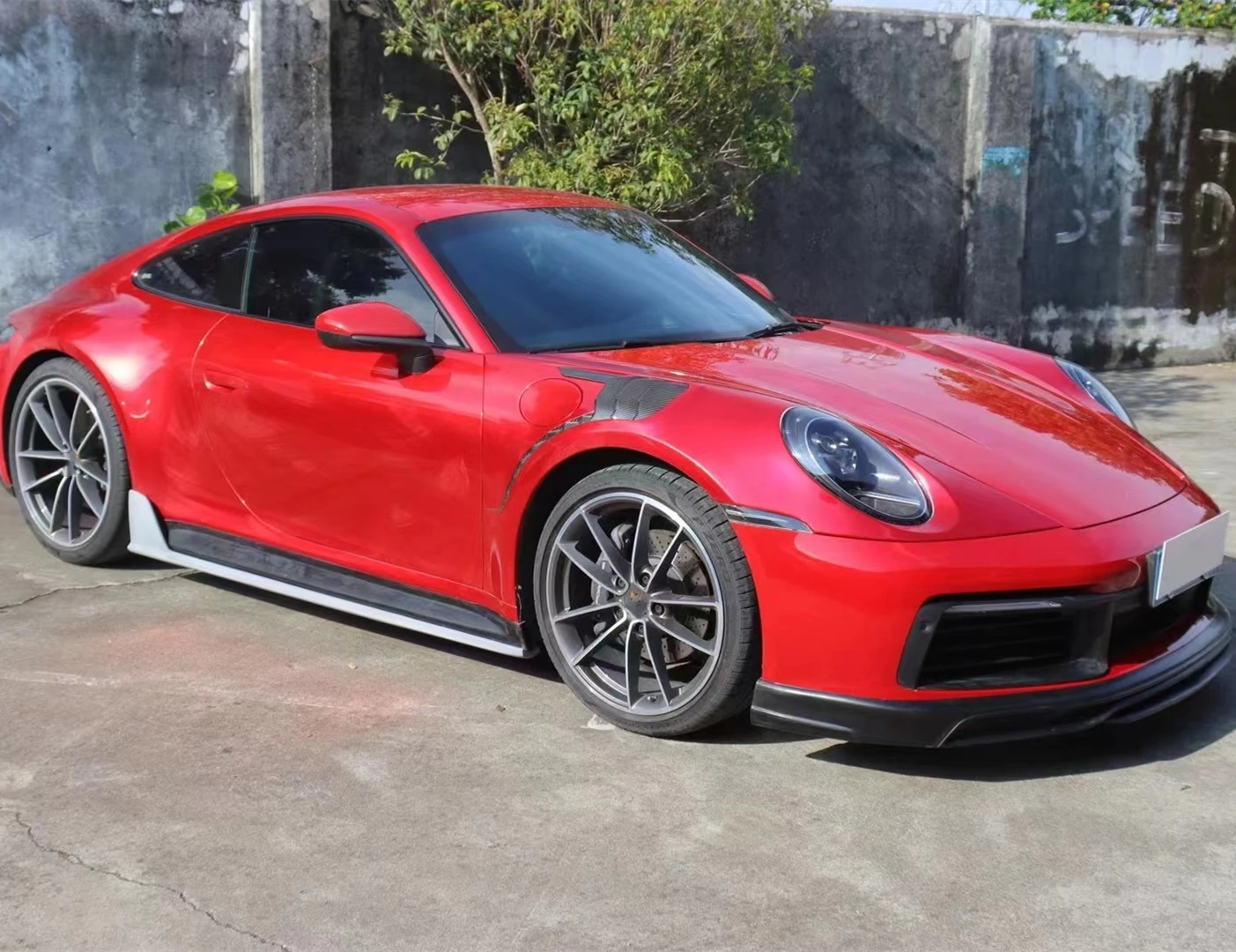 992 carbon fender3