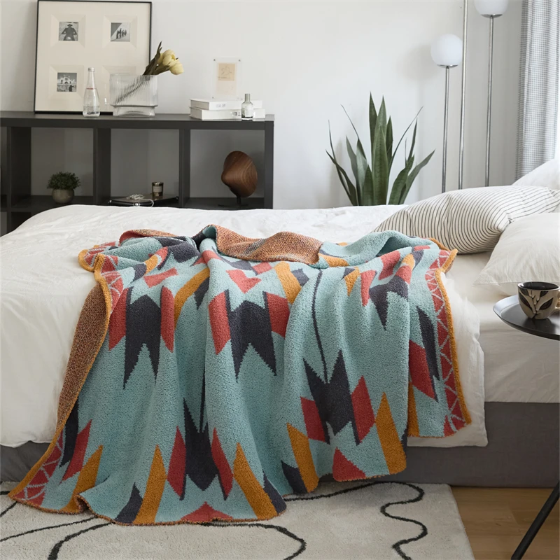 Retro Geometric Pattern Super Soft Microfiber Knitted Blanket for Sofa Asy manufacture