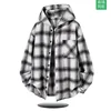 Camicia a quadri bianca e nera