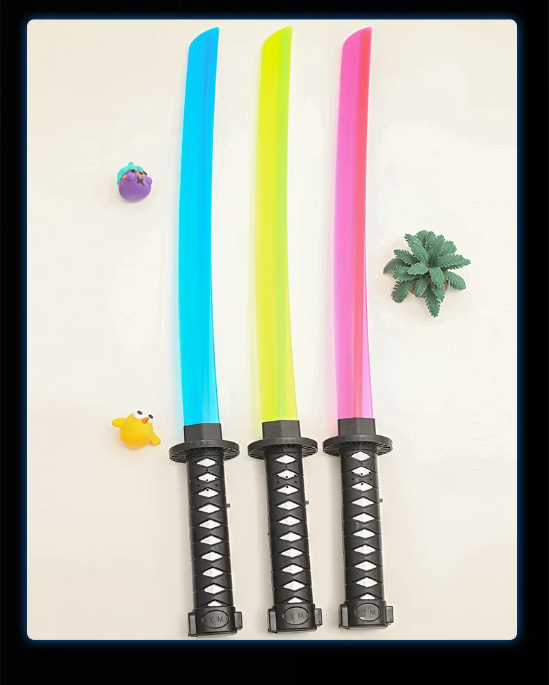 67cm Lightsaber Samurai Sword - Multi Color Flash Toy