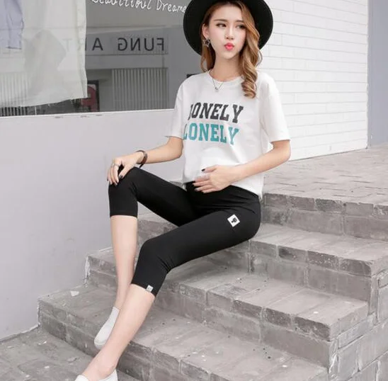 Maternity clothes maternity pants, cropped trousers, stomach lift pants leggings adjustable Korean version of maternity