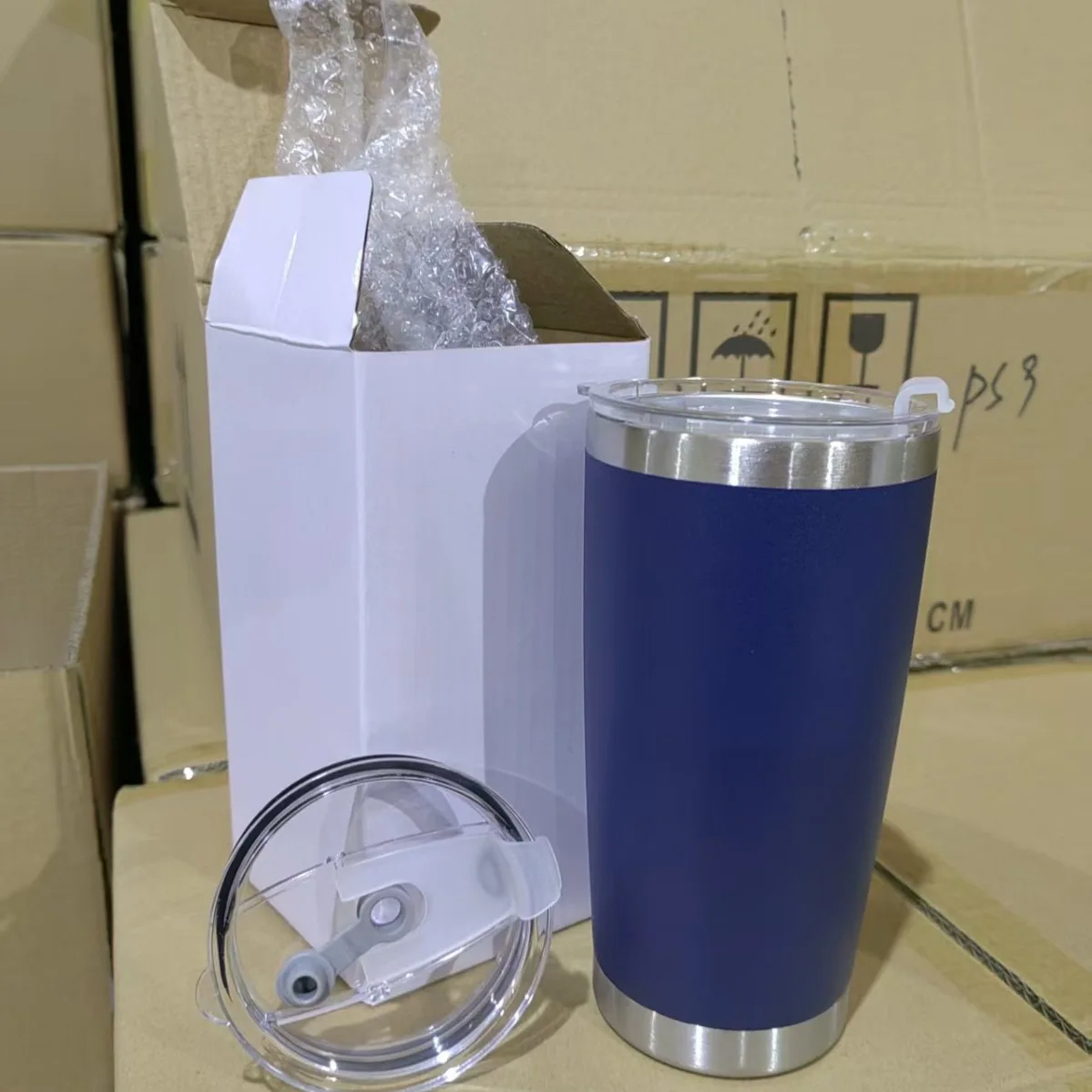 Bulk Supply 20OZ Stainless Steel Vacuum Insulated Tumbler Travel Coffee Mug for Home Office Car Camping Custom Logo Gift Cup