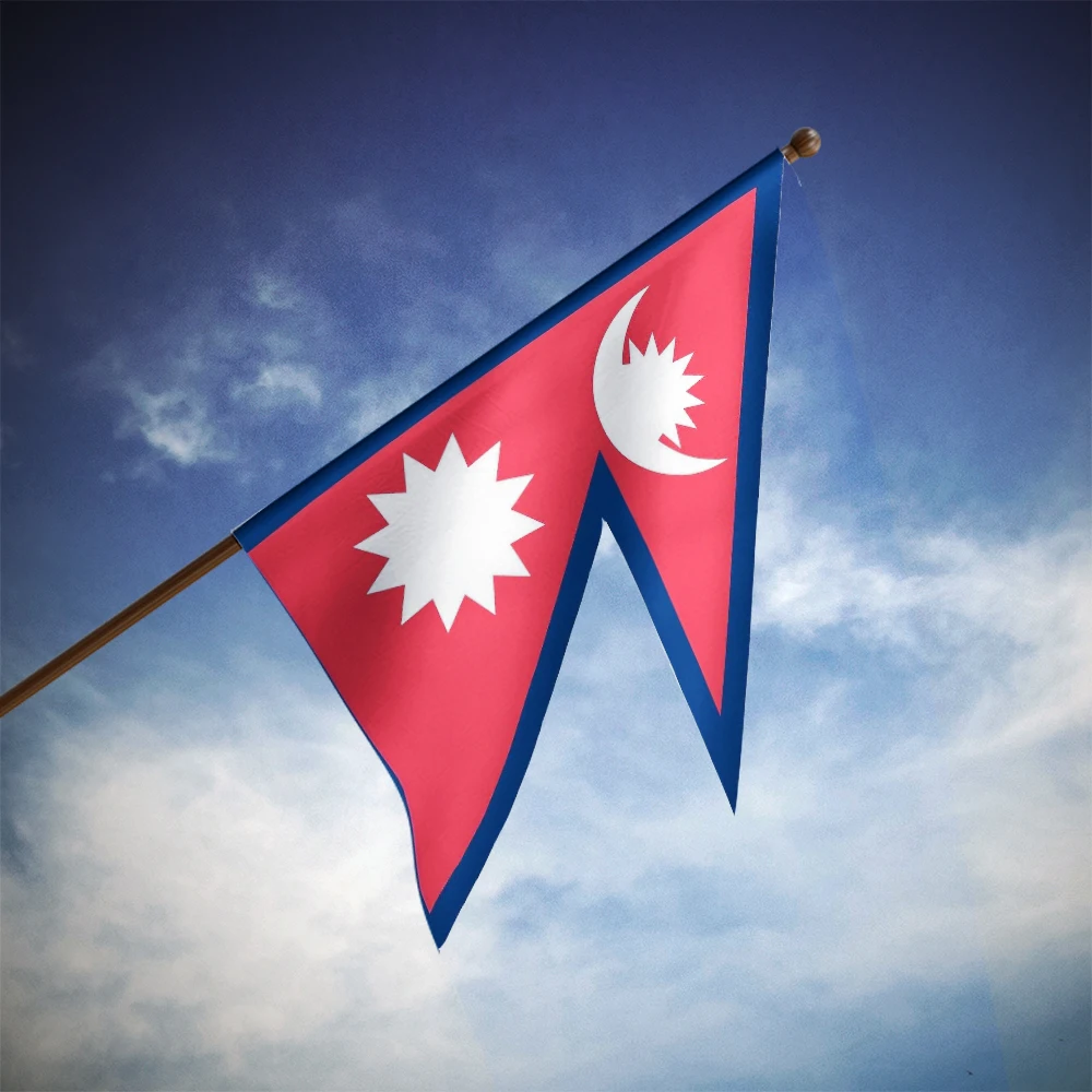 Cờ Nepal: Cờ Nepal với hình dáng độc đáo và phần trên có hình chữ nhật đặc biệt làm cho nó trở thành một biểu tượng độc đáo mang ý nghĩa sâu sắc cho người Nepal. Hình ảnh cờ Nepal sẽ giúp bạn cảm nhận sự kiêu sa và phong cách riêng của nghệ thuật và văn hóa Nepal.