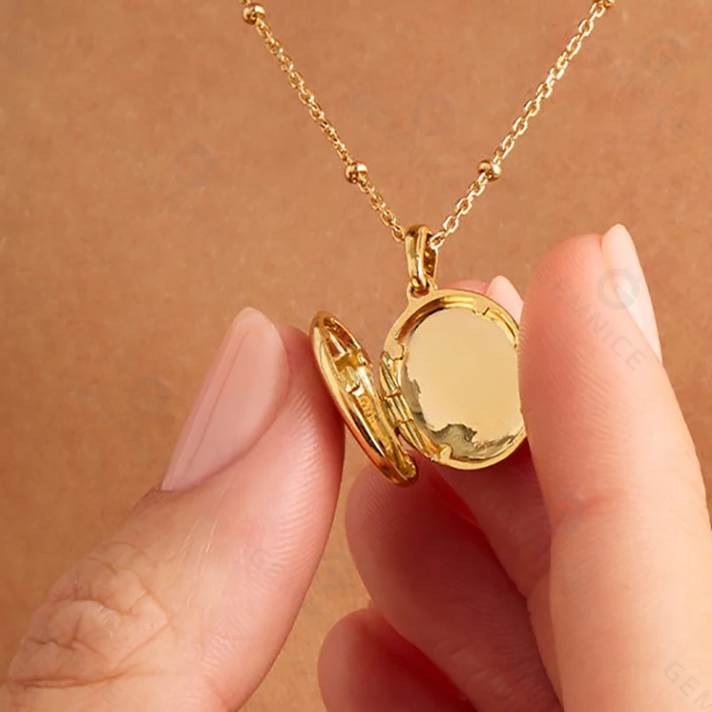 Gemnel 2023 Fashion 18 Karat Gold Starburst Pendant Locket Necklace For