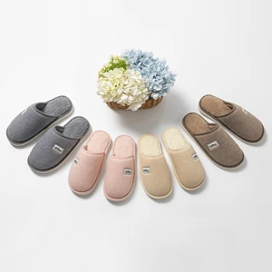 New Style Indoor Winter for Slippers with  Fluffy Fur Soft PVC Outsole Comfortable Fabric Upper Closed Toe Anti-Slip Design