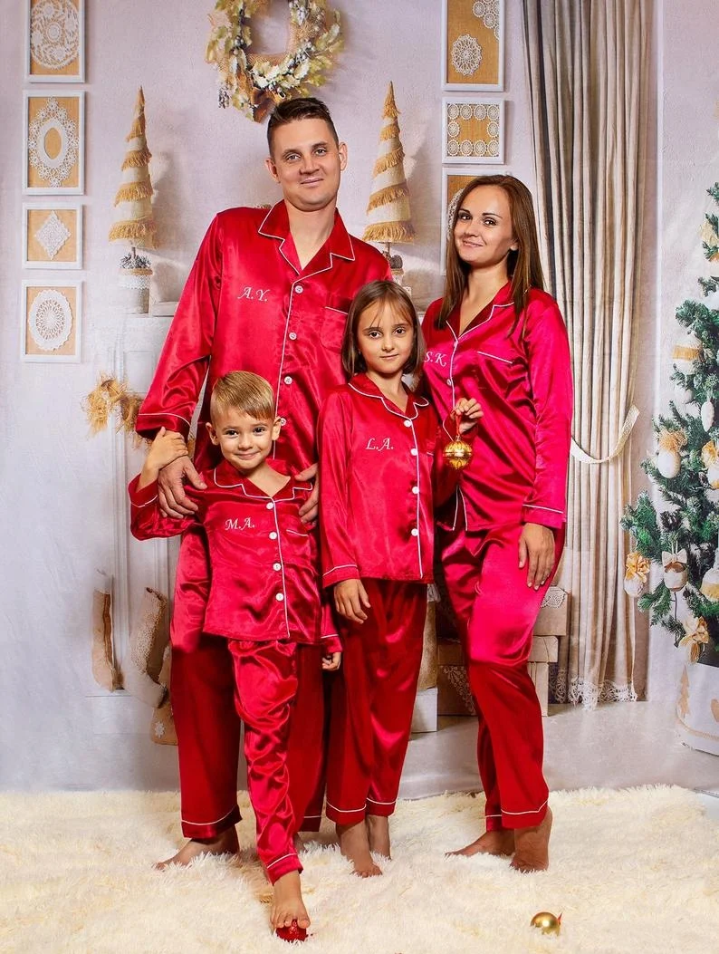 Adultos Niños Bebé Navidad Pijamas Manga larga Seda Rojo y verde