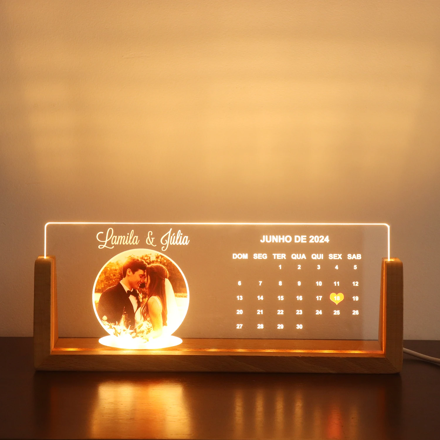 Personalized Customization Photo 3D Outside Carving Acrylic Acrylic Light Creative LED Wooden Base Night Light