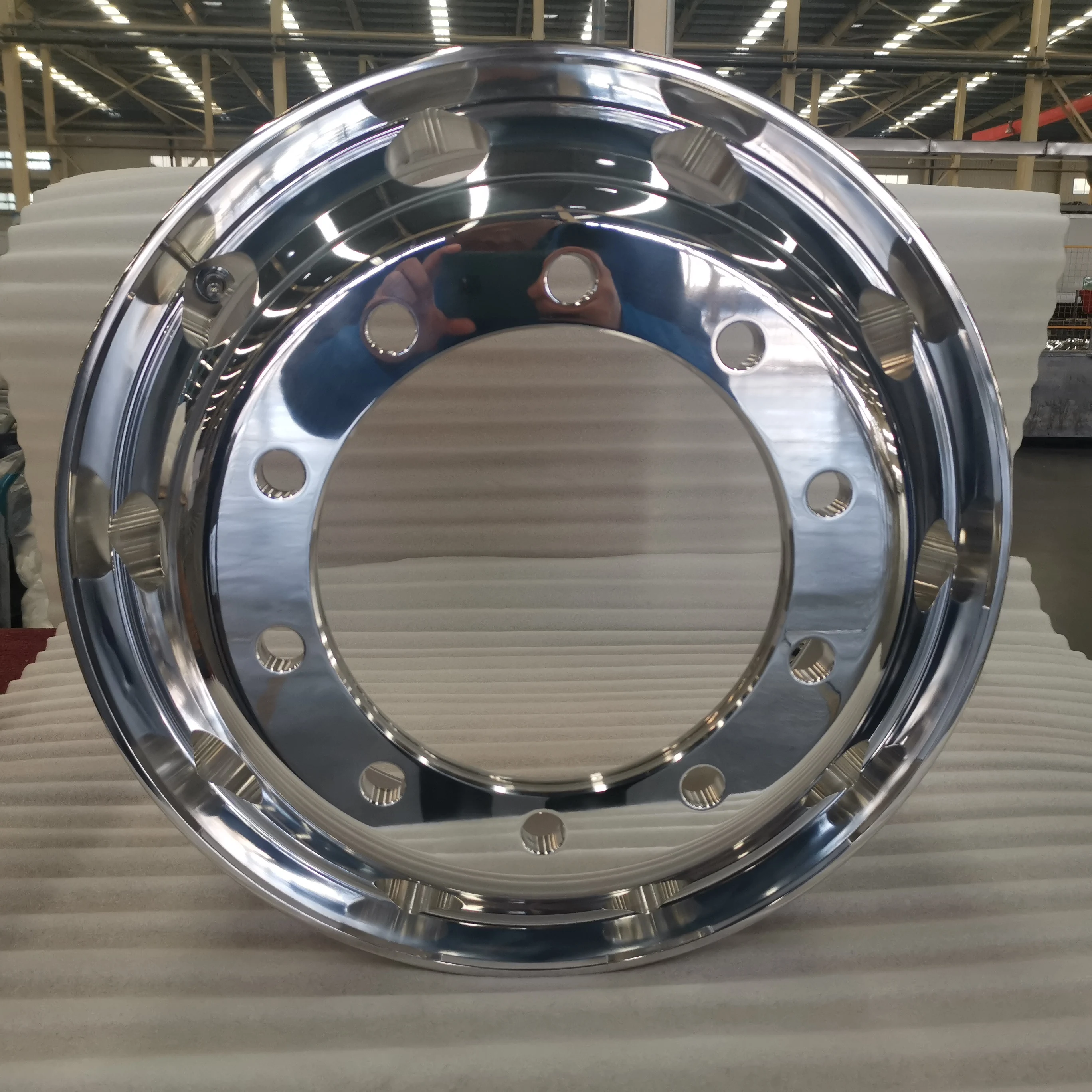 Stuuted Rims Semi American Standard Truck Parts - Semi Trailer 11R22.5 Rims