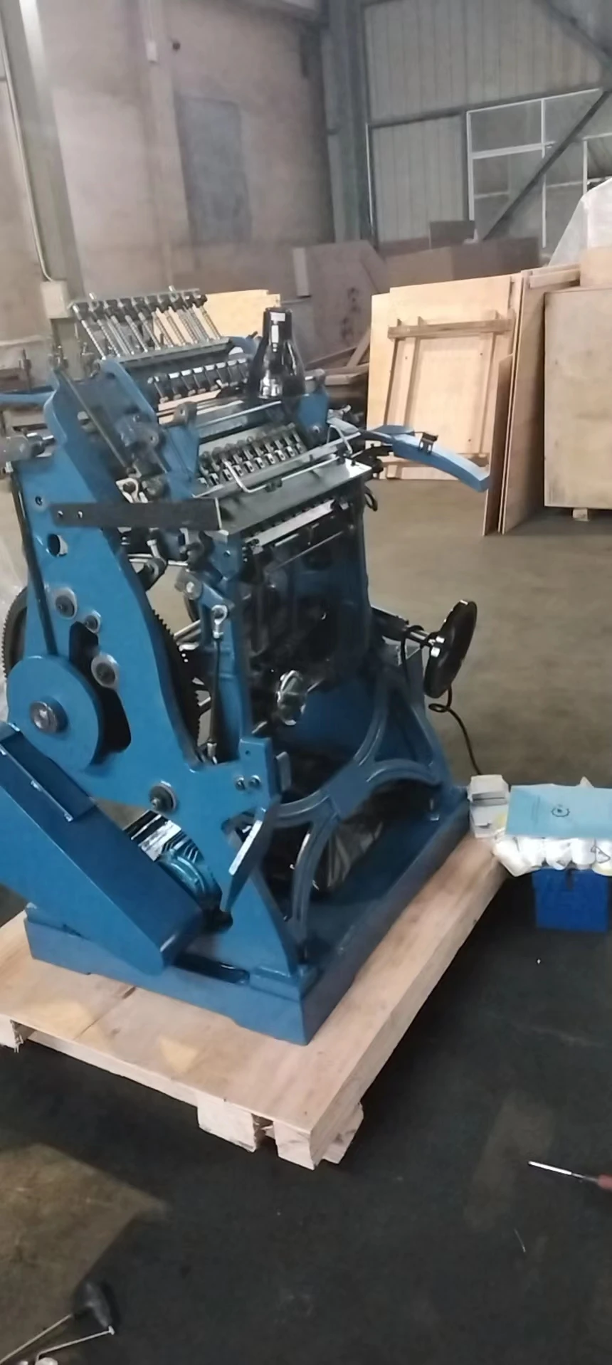 Low Price Thread Book Sewing Machine Book Binding Machine