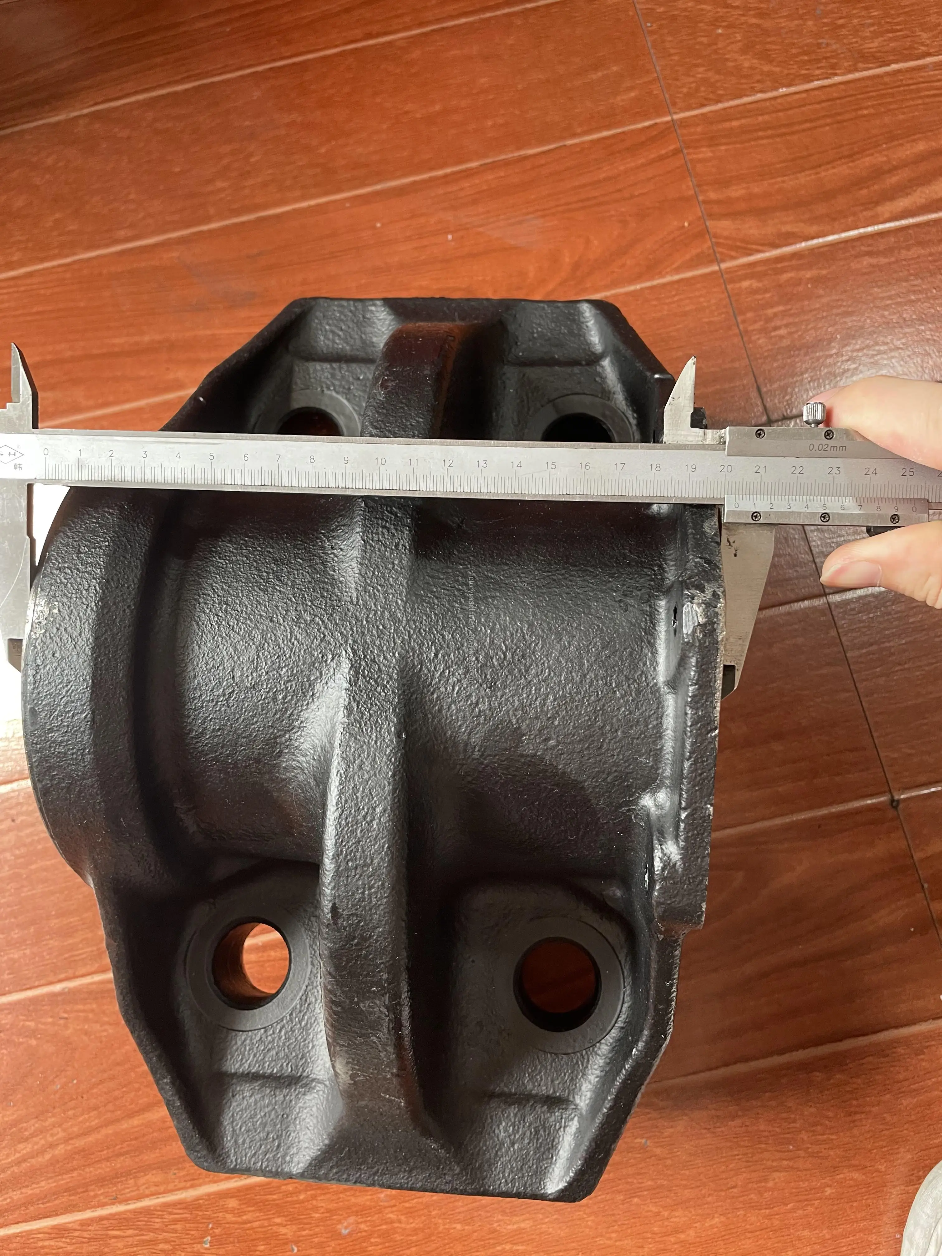 Hino Lohan 500 Truck Spring Trunnion Seat New With Bushing S4950ew013