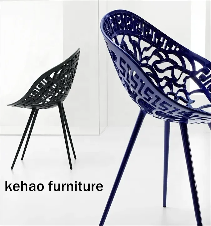 イタリアの幻想的な家具臨時の椅子革と金属のラウンジチェア読書