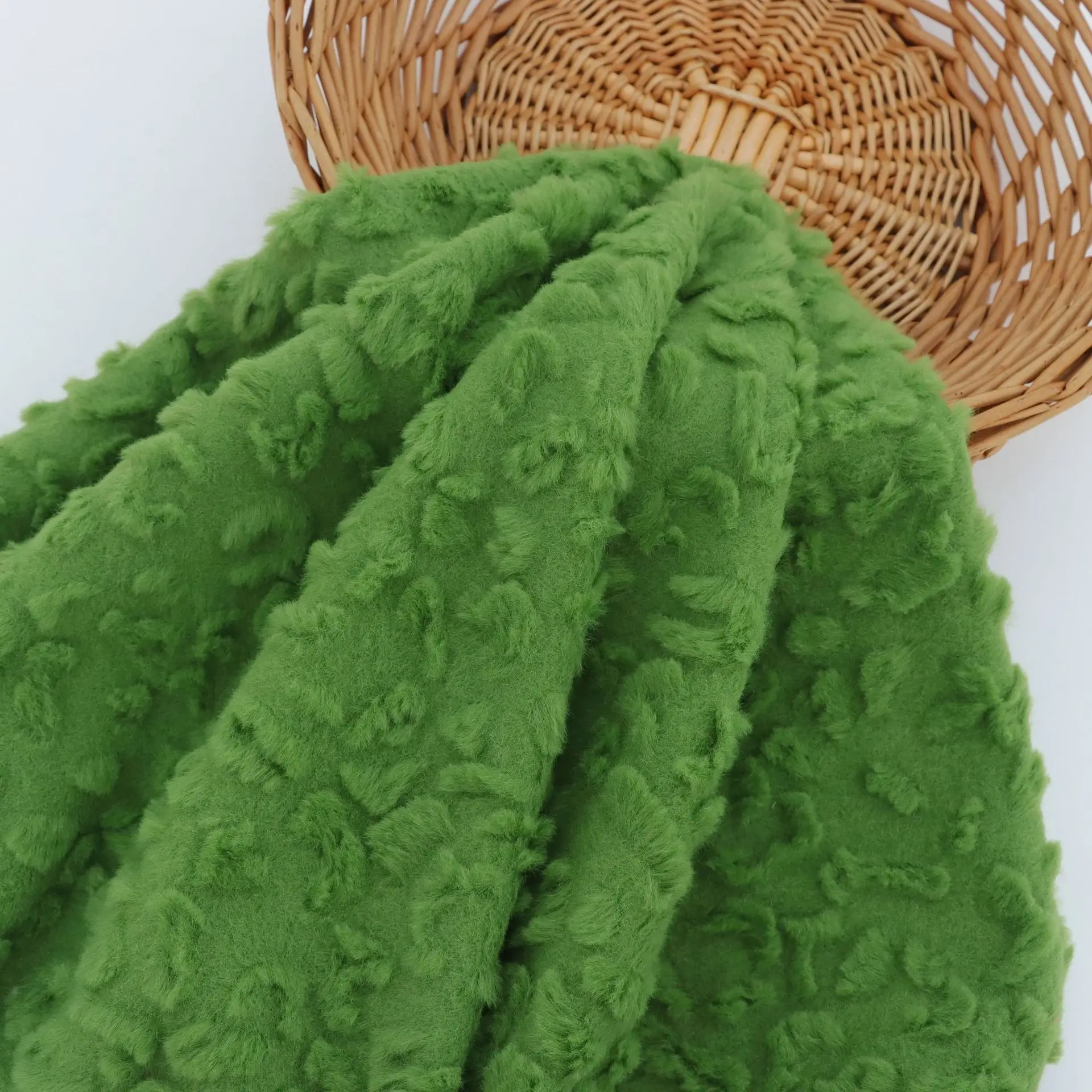 Free Sample 95% Polyester 5% Spandex Embossing Bubble Pleated Jacquard Knitted Crepe Fabric for Dress Blouse
