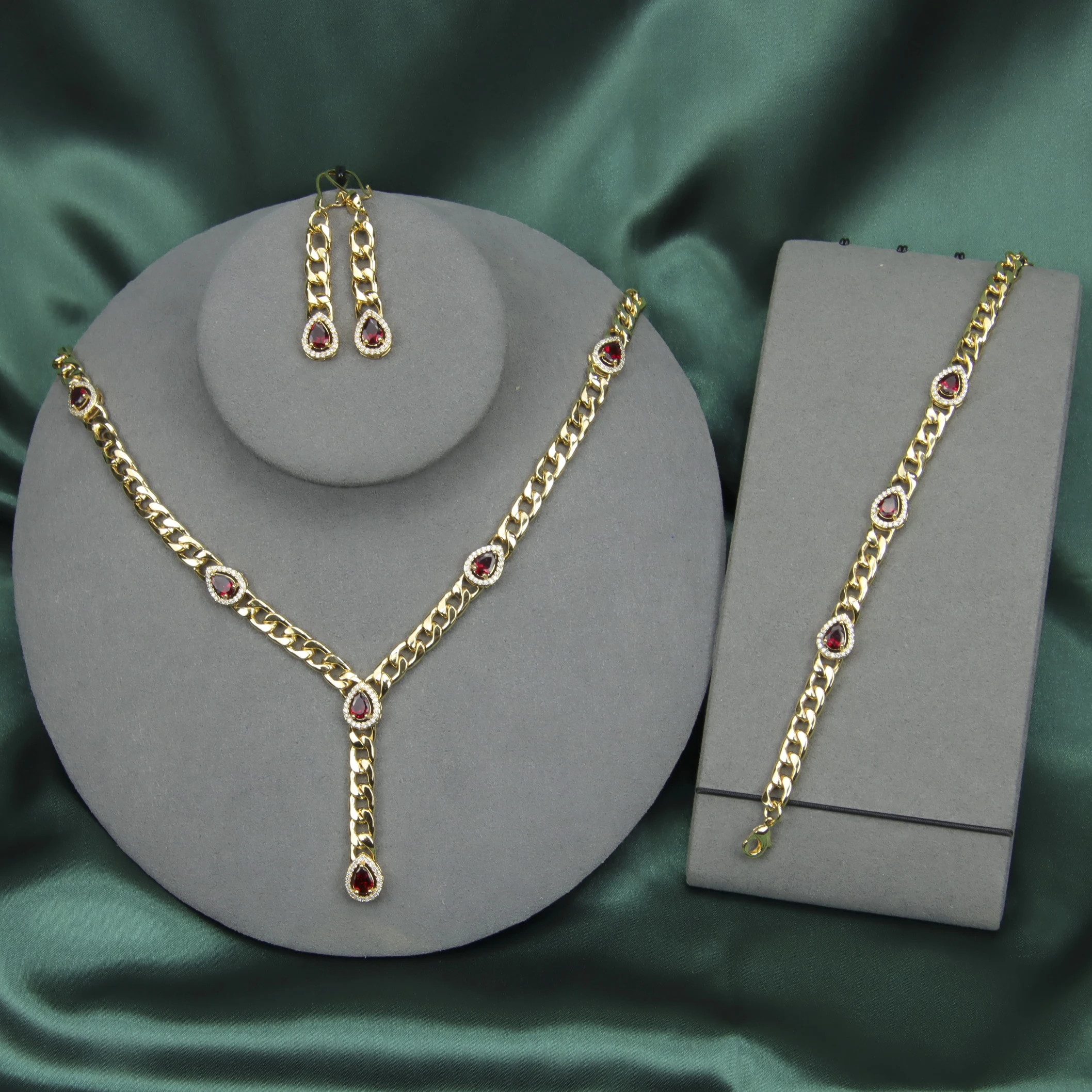 Latest Arrival Jewelry Sets 18k Gold Plated Zircon Jewelry Set