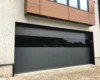 Gris oscuro