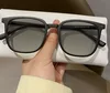 Sand black frame [Photochromic black and gray]