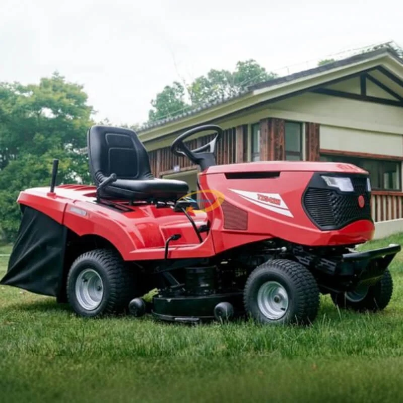 Kubota Lawn Rider 芝刈り機　乗用草刈機　ディーゼル　4WS Kubota Lawn Rider 芝刈り機 乗用草刈機 ディーゼル 4WS Kubota