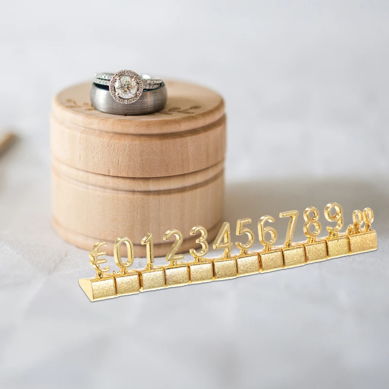 Modern Gold-Plated Metal Price Tag Display Countertop Organizer for Durable Shelving for Jewelry Cosmetics Stackable