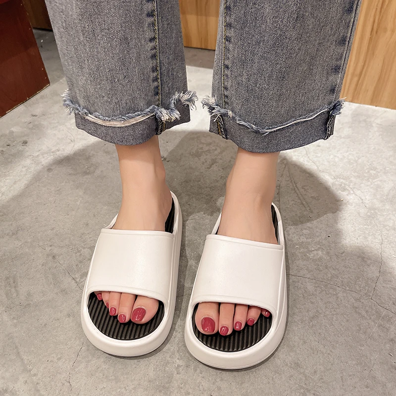 Foreign Trade Slippers Women's Thick Bottom European and American Color Matching Sandals Unisex Slide Sandals Beach Slides Shoes