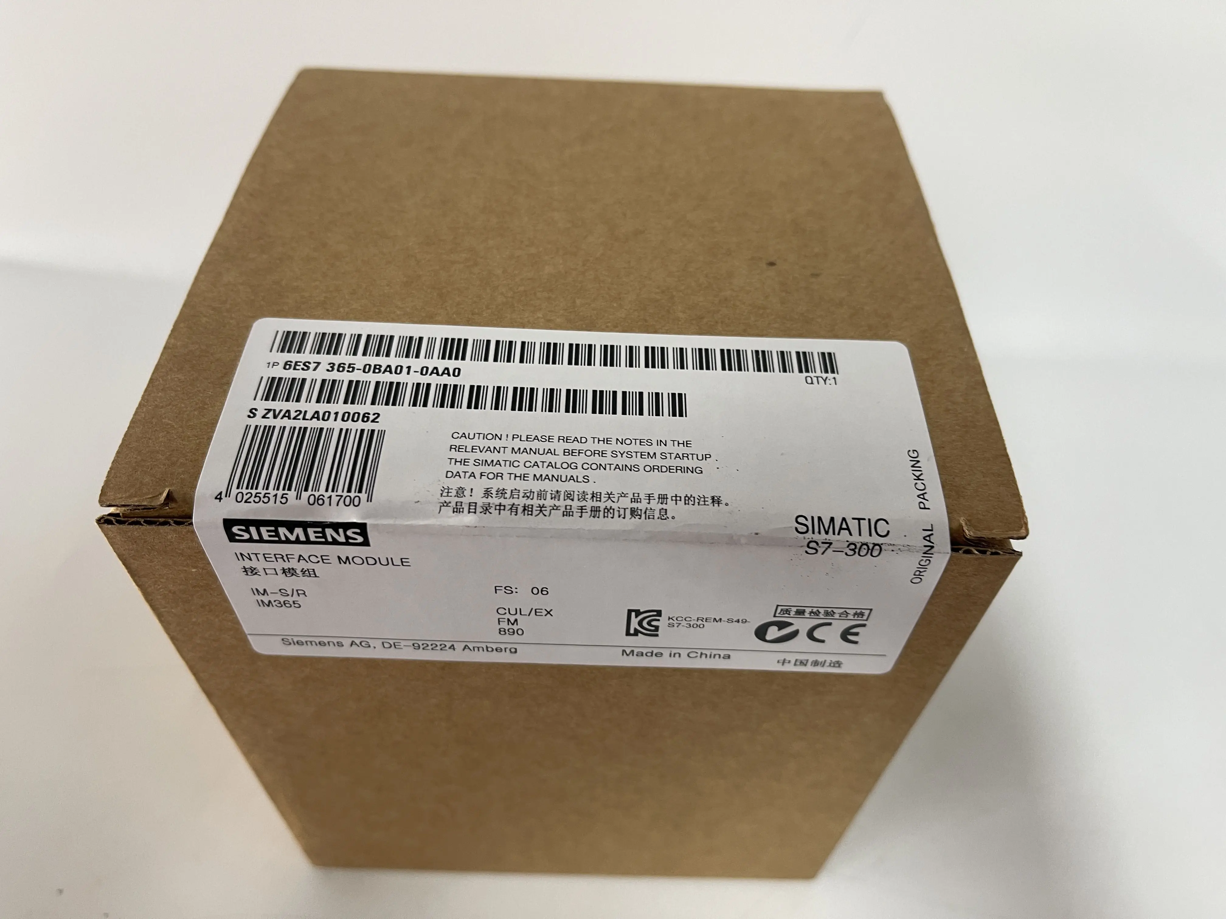 SIEMENS SIMATIC S7-300 Interface Module 6ES7365-0BA01-0AA0 SIEMENS SIMATIC S7-300 Interface Module 6ES7365-0BA01-0AA0