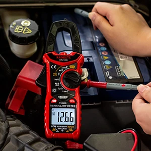 True RMS LCD Backlight Digital Clamp Meters Maximum Display 6000 2500A w/ Frequency & Duty Cycle Temperature Test UNI-T UT222