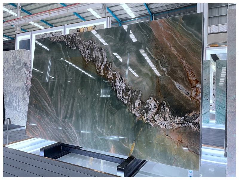 Luxury Emerald Green Quartzite Slabs High Quality Polish For Project