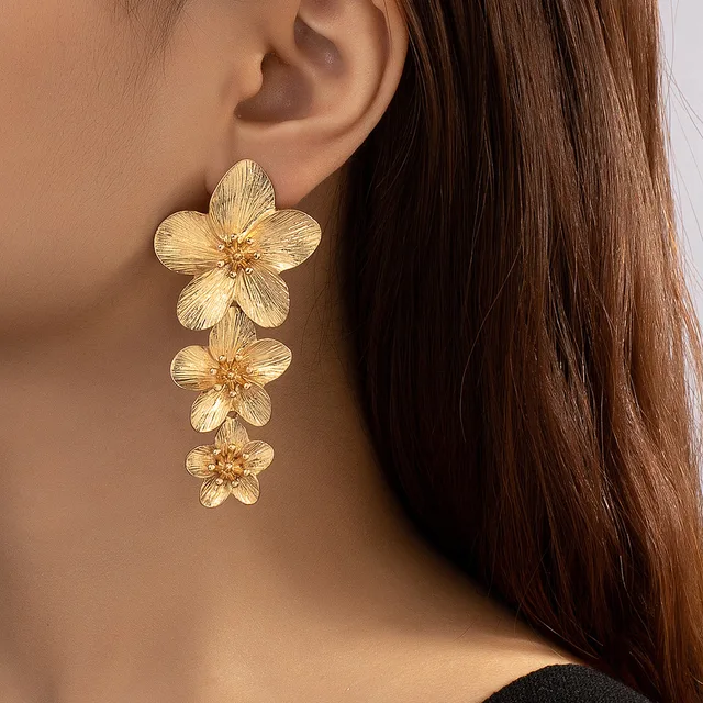 Wholesale Flower pendant Copper Plated 18K Gold Girls Earring Jewelry For Women