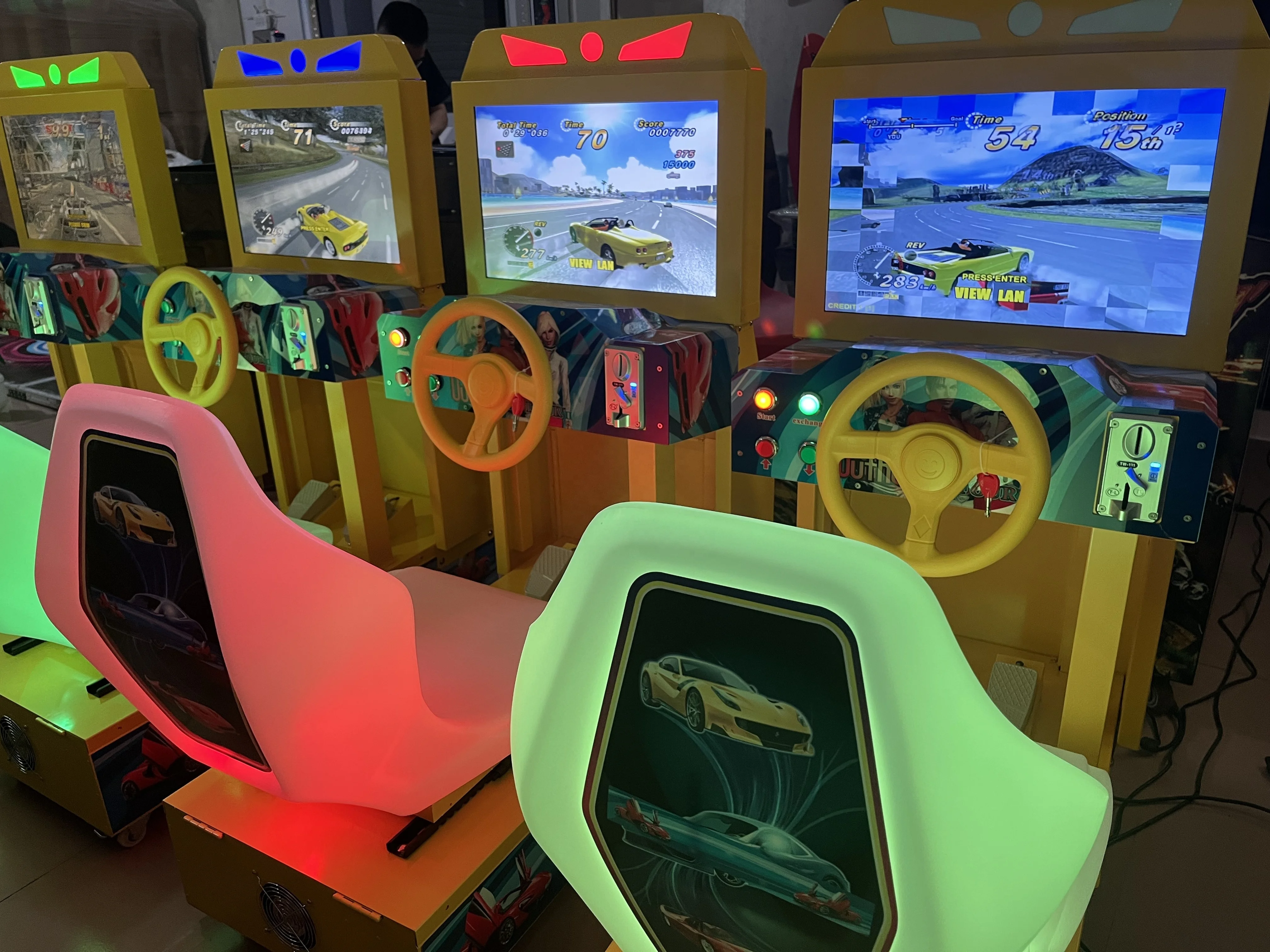 2024 Kids Outrun Racing Game Machine - Fun & Customizable